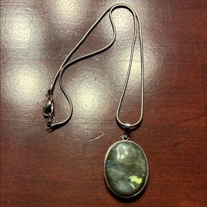Elegant Silver Pendant Necklace
